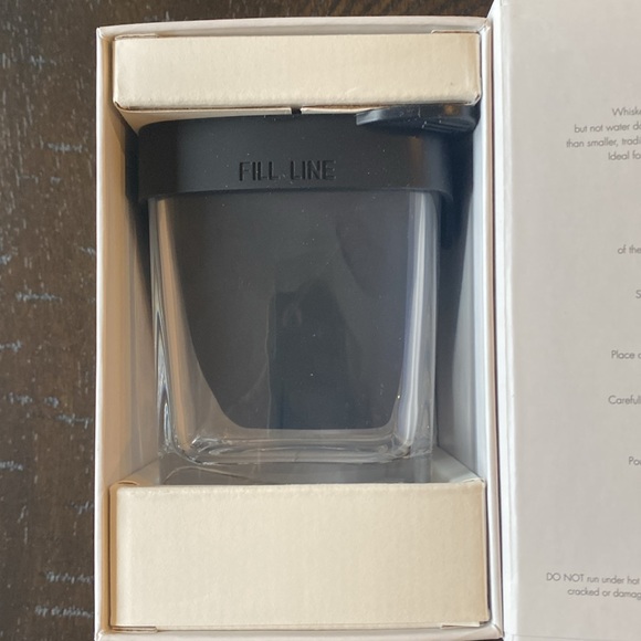 NIB Corkcicle Whiskey wedge glass - Picture 3 of 4